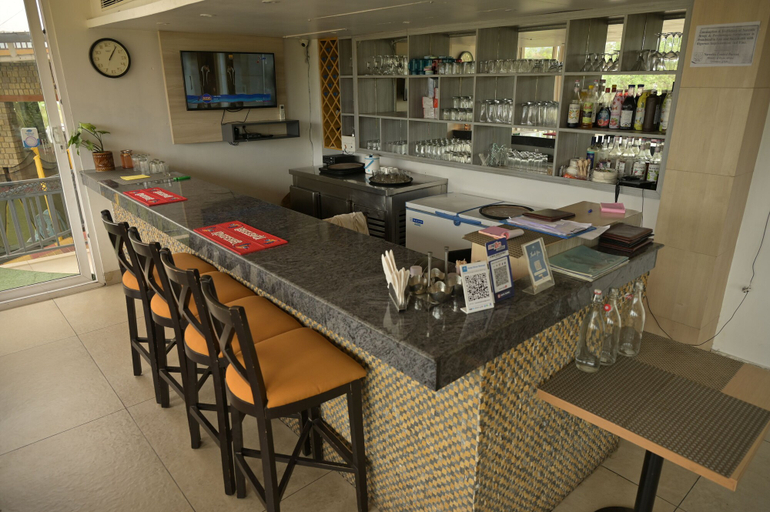 Food & Drinks 5, Hotel River Retreat, Kangra