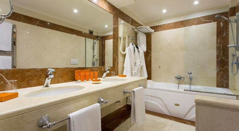 Bedroom 5, Hotel Cenobio Dei Dogi, Genova