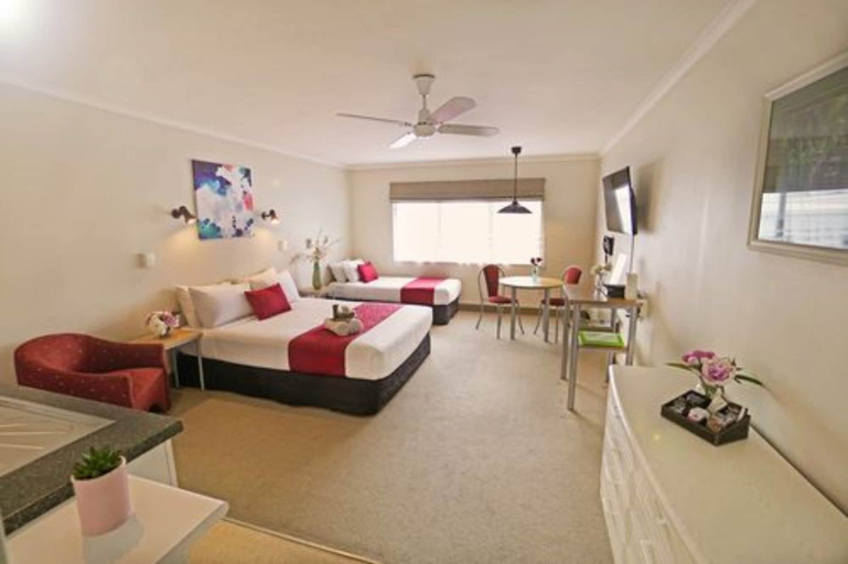 Bedroom 2, Ashwood Manor Motor Lodge, Hamilton