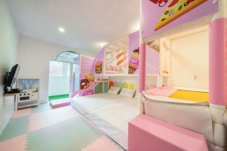 Bedroom 4, Gapyeong Hannah Kids Pool Villa, Gapyeong