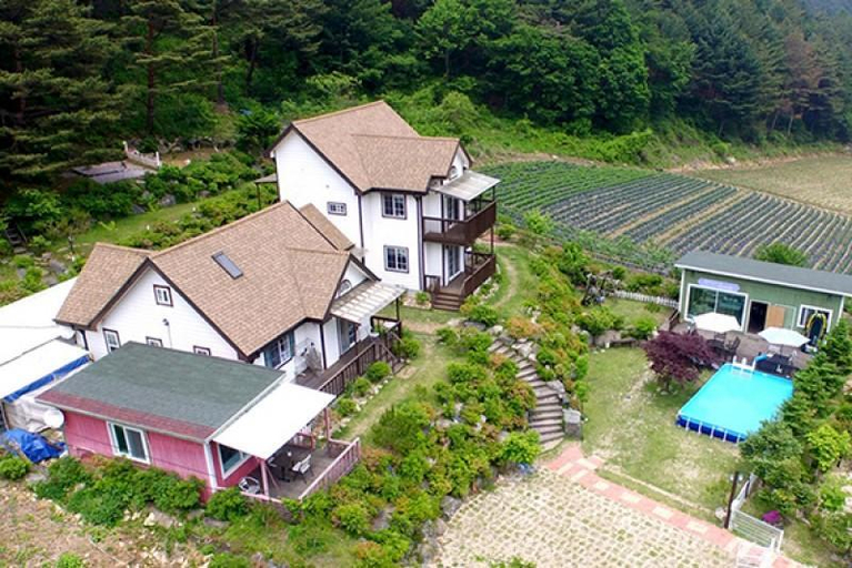 Others 3, Pyeongchang Haneuljarak Mulsori Pension, Pyeongchang