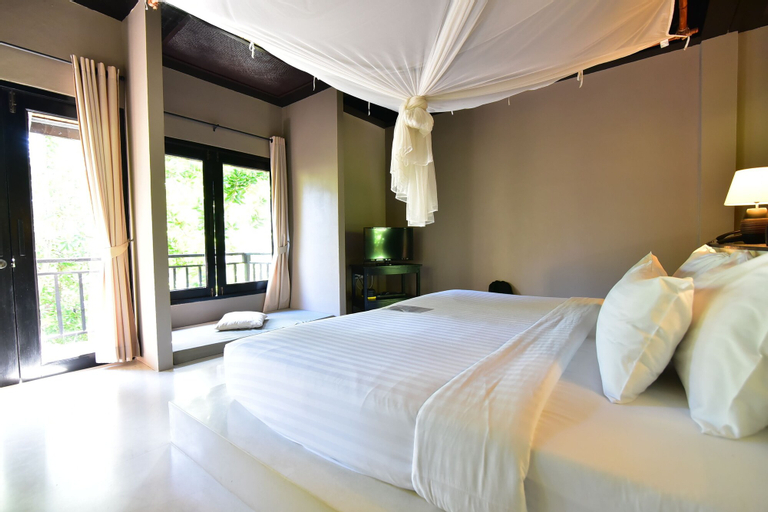 Bedroom 13