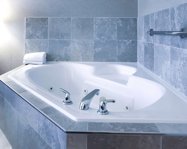 Bathroom 4, Hampton Inn & Suites by Hilton Edmonton Intl Airport, Division No. 11
