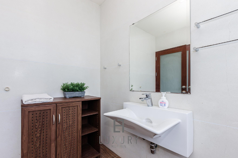 Bathroom 5, Unique 5 Bedroom Pool Villa with Sea View (PM-C1), Hua Hin
