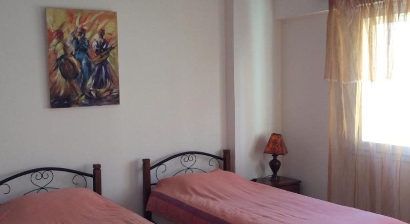 Bedroom 2, Appartement de charme ., Agadir-Ida ou Tanane