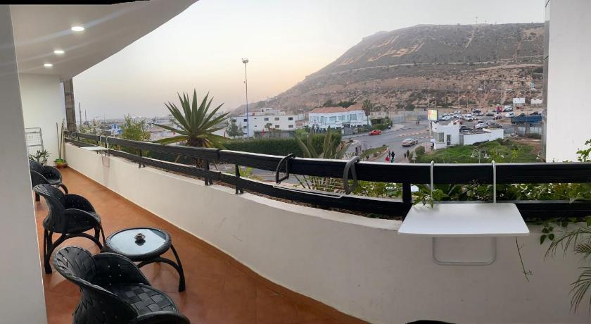 Others 5, Marina Agadir appartement standing 90m2 + piscine, Agadir-Ida ou Tanane