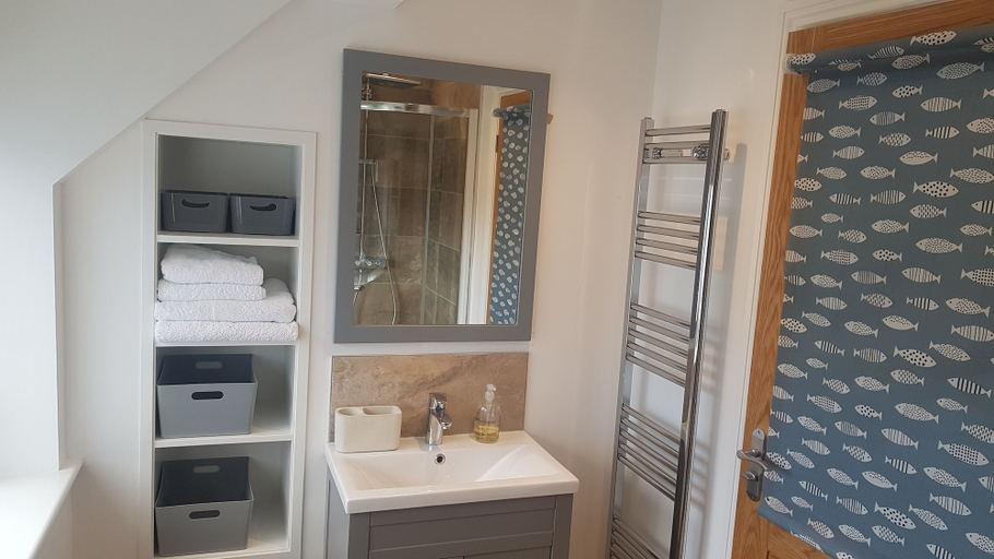 Bathroom 3, 3 Bed Barn - Sleeps up to 6 - Parking - Wifi, Cumbria