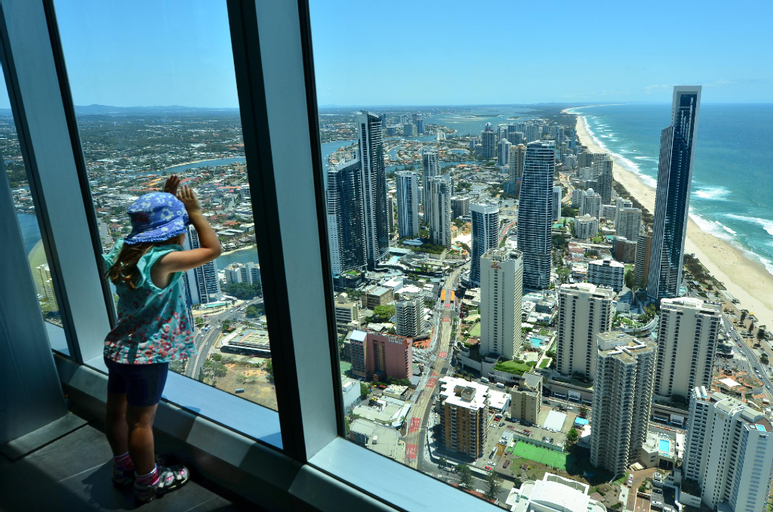 Qube Broadbeach Ocean View Apartments, Gold Coast