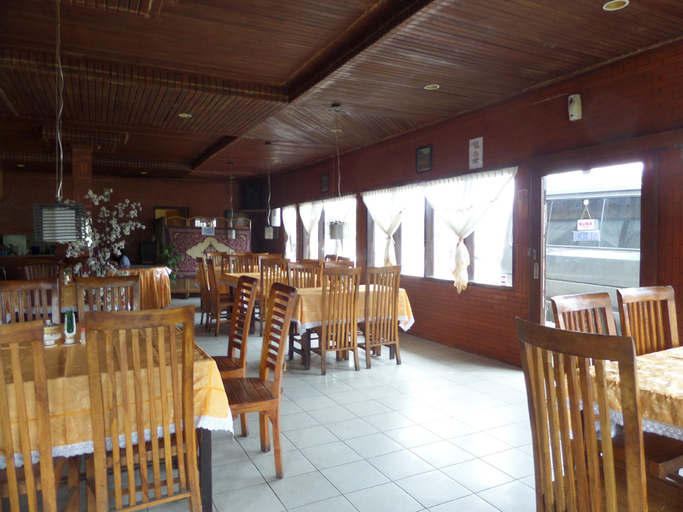 Food & Drinks 5, Standard Twin Cemara Indah Hotel Bromo, Probolinggo