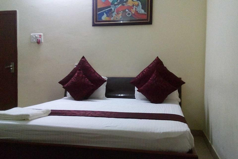 Bedroom 3, Tarun Inn Hotel, Azamgarh