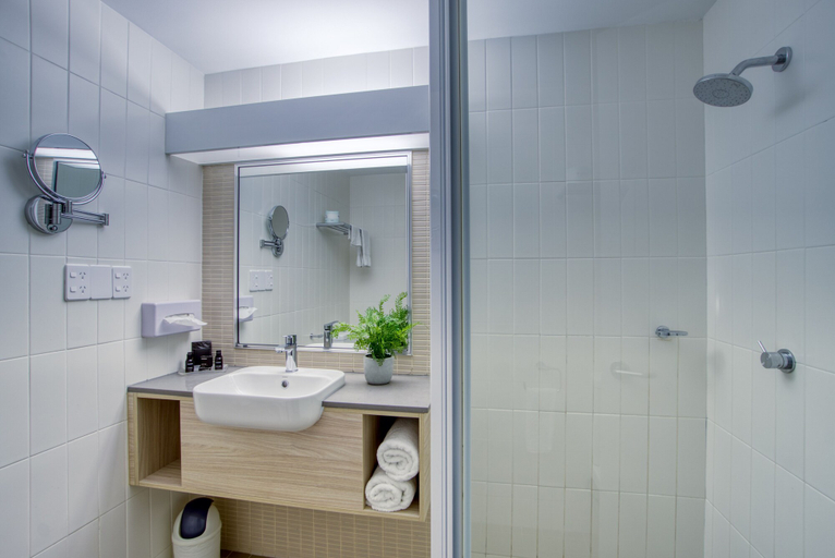 Bathroom 5, The Palmer Collective, South Townsville