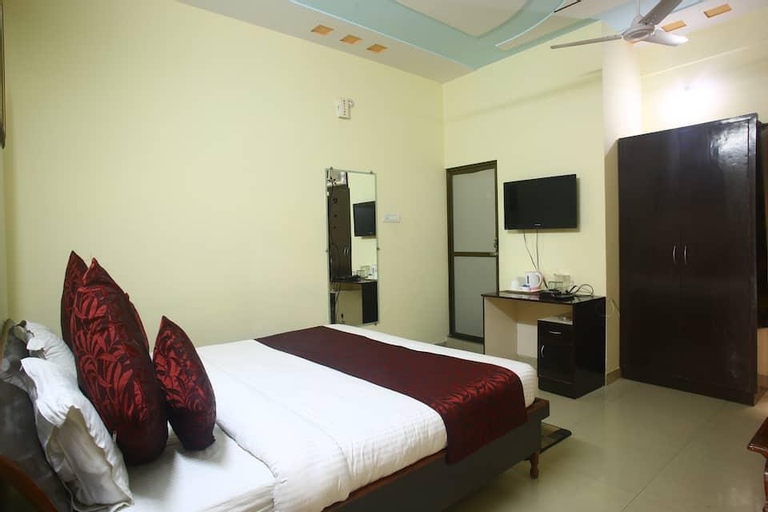 Bedroom 2, Tarun Inn Hotel, Azamgarh