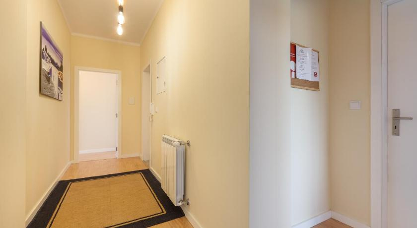 Feel at home - Free private parking, Braga