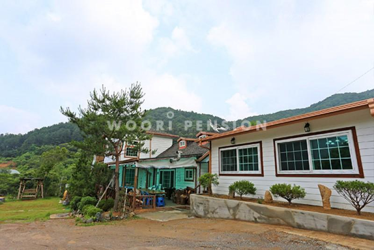 Exterior & Views 1, Gapyeong Cheongpyeong White Pension, Gapyeong