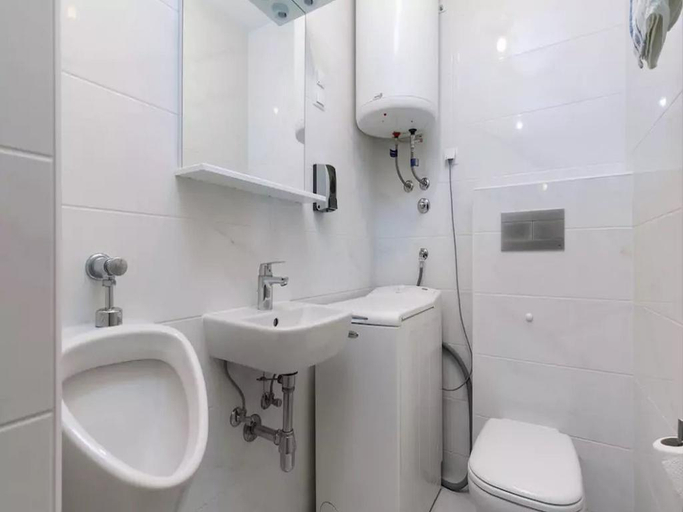 Bathroom 3, Apartment Rita