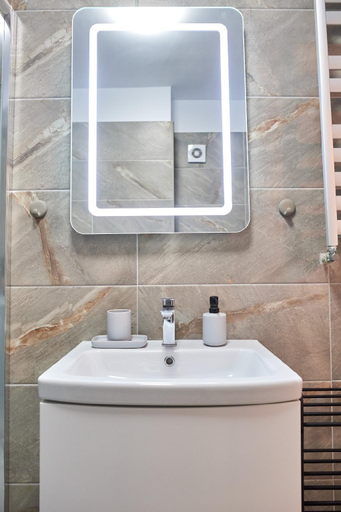 Bathroom 2, Apartament Aparthotel by ALZ, Navodari
