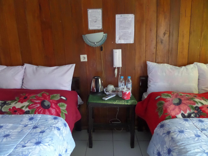 Bedroom 2, Standard Twin Cemara Indah Hotel Bromo, Probolinggo