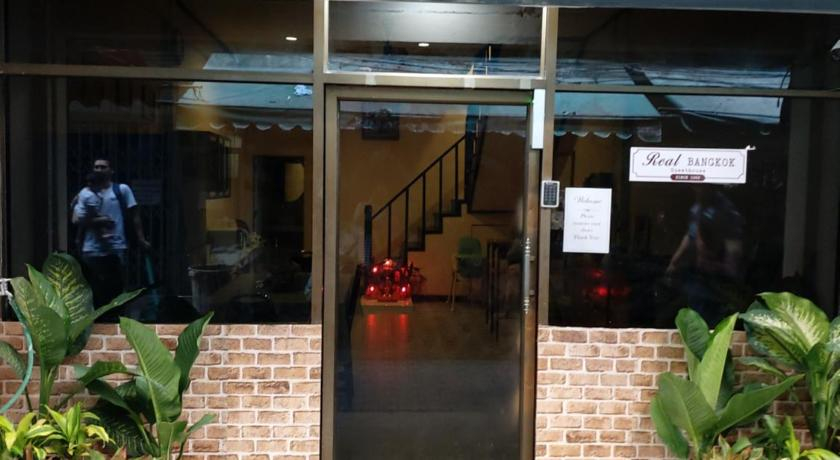 Real Bangkok Guesthouse. Live like a real local., Pathum Wan