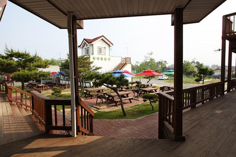 Food & Drinks, Taean Sinduri Memories Plus Pension, Taean