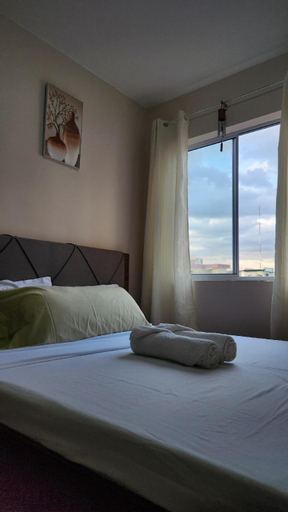 Bedroom 3, Denise's Midtown Condo, Davao City