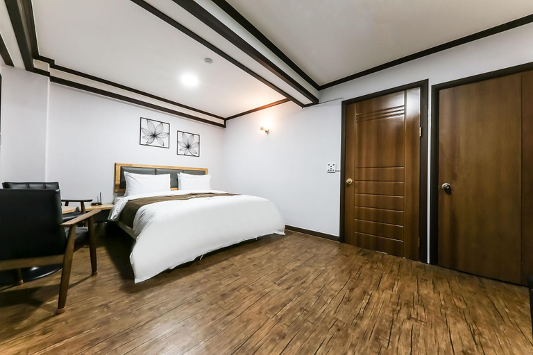 Bedroom 2, Dangjin Dongwon, Dangjin
