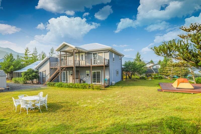 Others 5, Mungyeong tyrol pension, Mungyeong