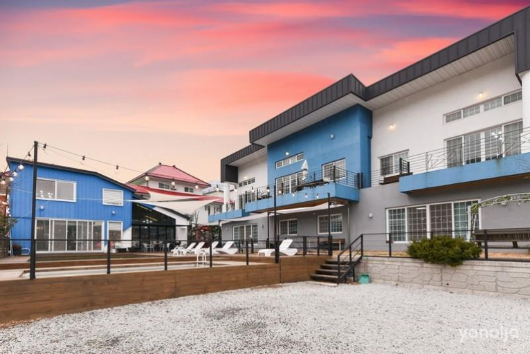 Muju Namubyul Pension, Muju