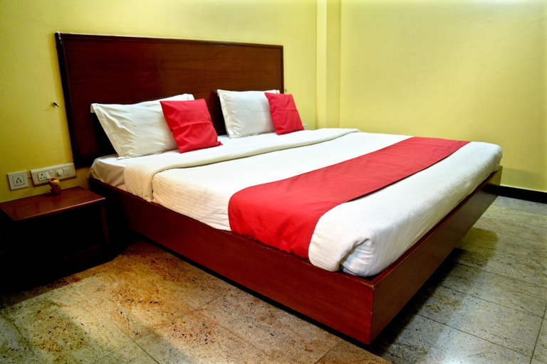 Others 4, THIRUPATHI RESIDENCY, Thanjavur