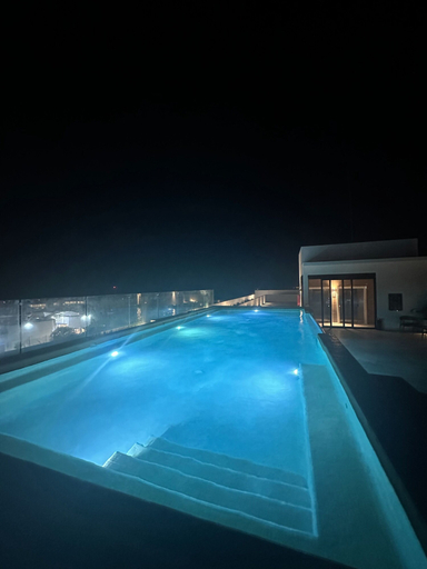 Sport & Beauty 5, Modern Pool View New Condo Gym Jacuzzi, Cozumel