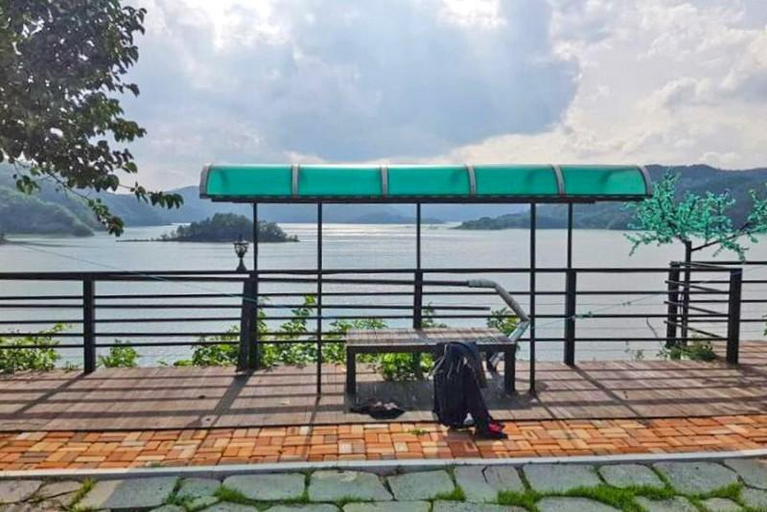 Others 3, Jinan Yongdam Dam Sky Pension, Jinan
