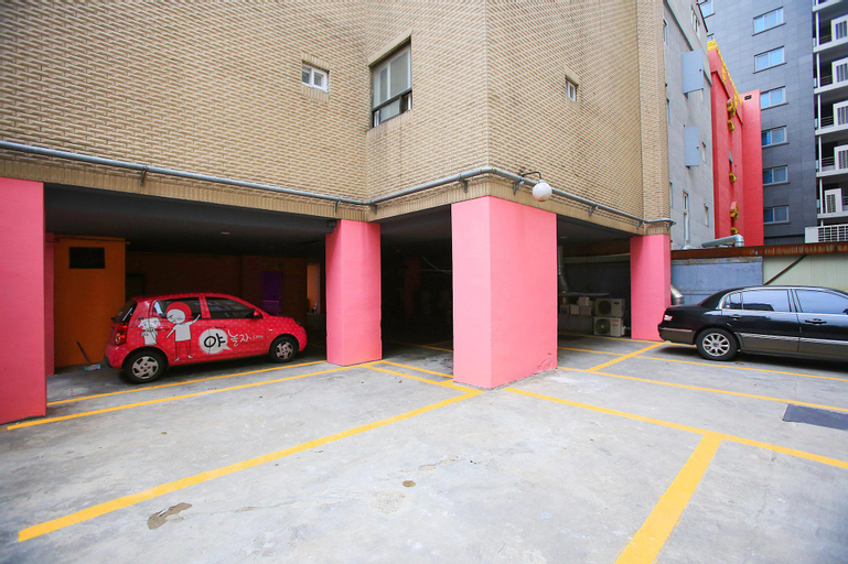 Gildong Love is Motel, Guri