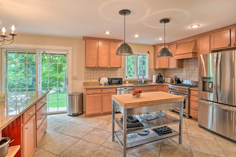 Others 5, Lakefront Homer Abode w/ Patio & Backyard!, Cortland