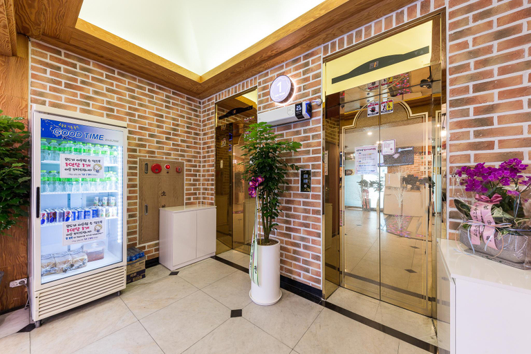 Exterior & Views 1, Cheonan(Ssangyongdong) Cafe Hotel, Cheonan