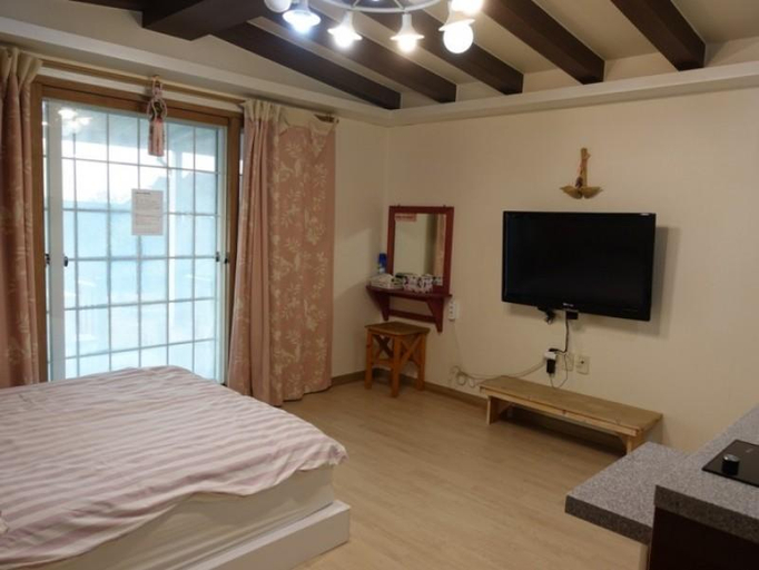 Others 2, Gyeongju Good Relation Pension, Gyeongju