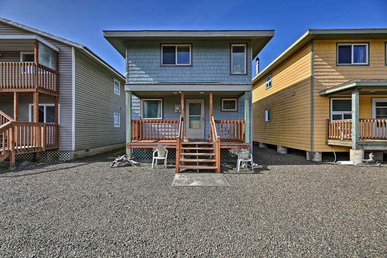 Exterior & Views 2, Sanderling Sea Cottages, Unit 10, Lincoln