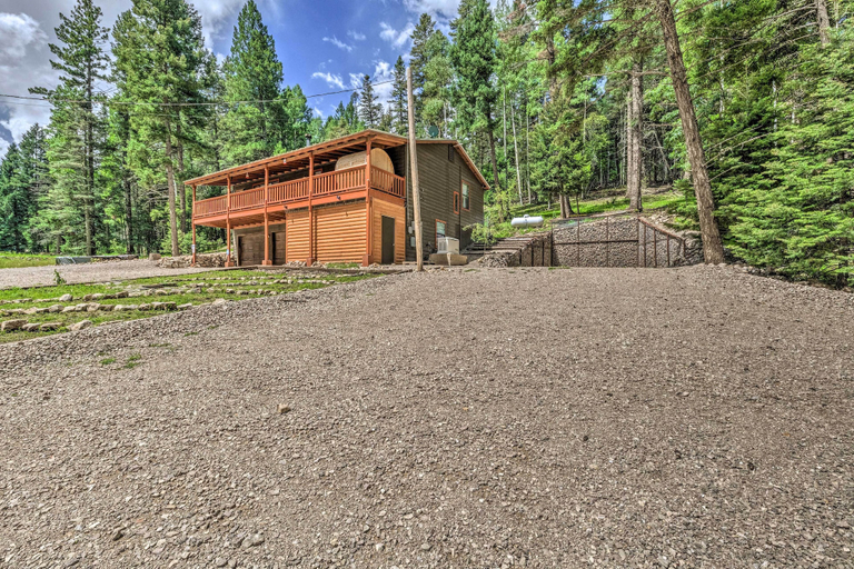 Exterior & Views 2, 'inn the Clouds' - Charming Cloudcroft Escape, Otero