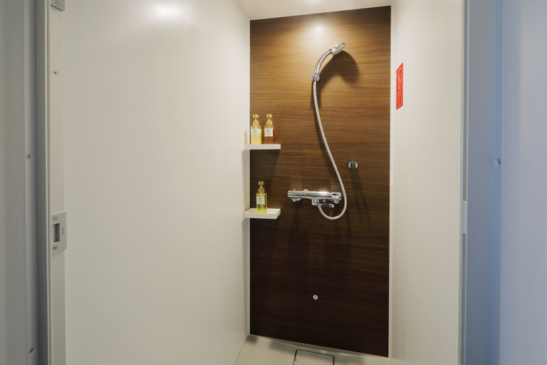 Bathroom 5, JR Inn Hakodate, Hokuto
