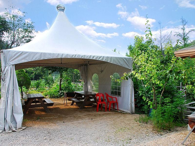 Others 2, Pocheon Yeohaeng Sketch Pension, Cheorwon