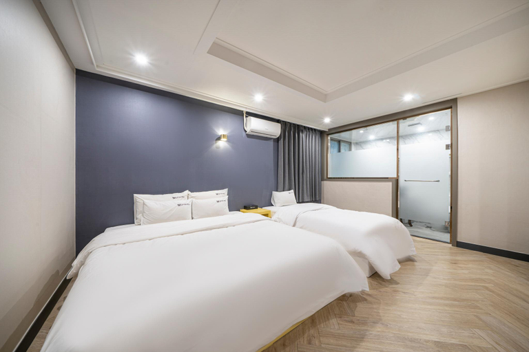 Bedroom 2, Busan Haeundae GP Hotel, Haeundae