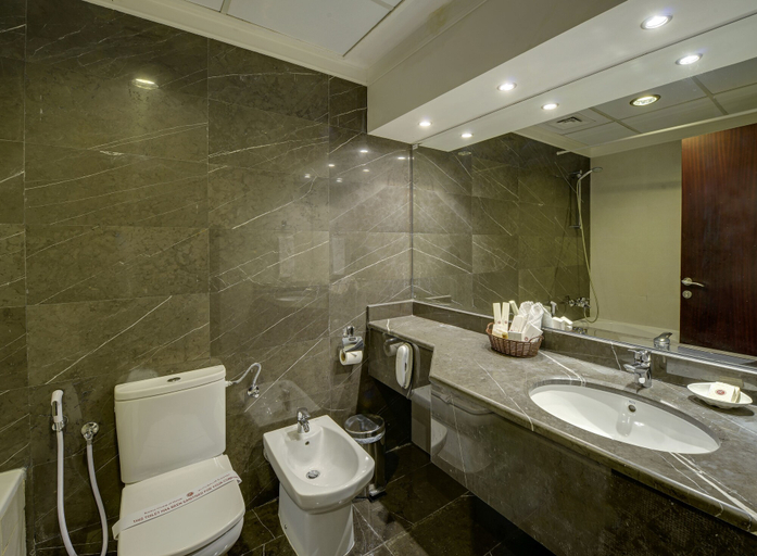 Bathroom 5, Monroe Hotel Bahrain, Manama