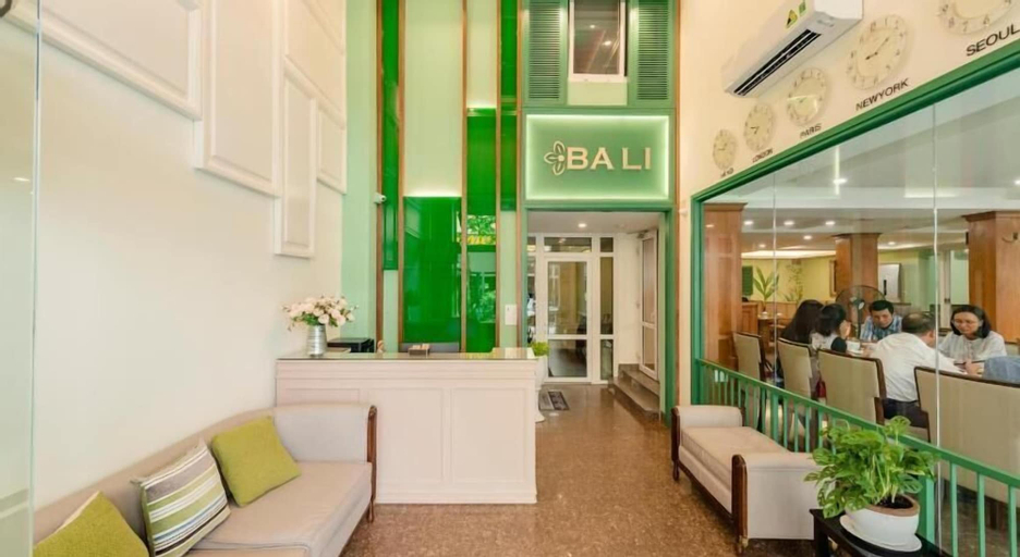 Bali hotel, District 7