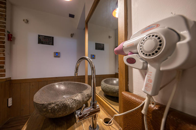 Bathroom, Pohang Sangdodong Kum, Pohang