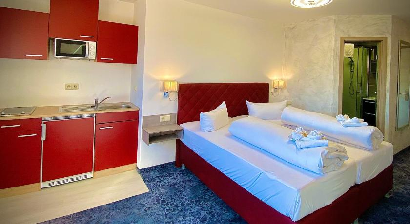 Bedroom 2, Meister BAR HOTEL Wettiner Hof, Zwickau