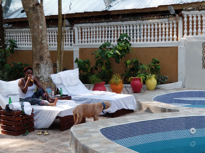 Sport & Beauty 2, Tariq's Resort and Restaurant, Port Loko