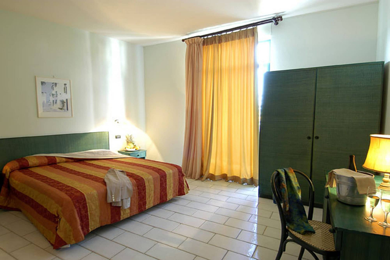 Bedroom 3, Hotel Eden, Napoli
