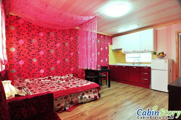 Bedroom 2, Gapyeong Gyegoktteul Pension, Gapyeong