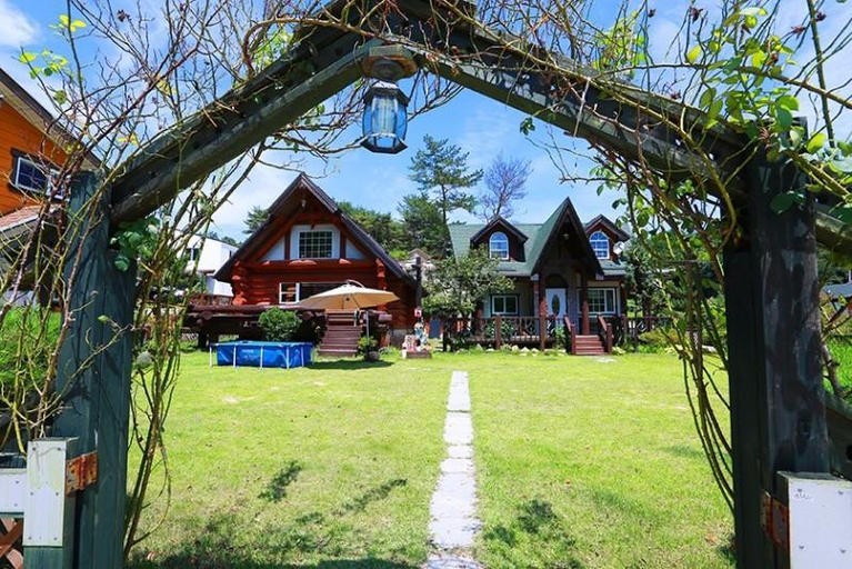 2, Gyeongju Cabin Pension, Gyeongju