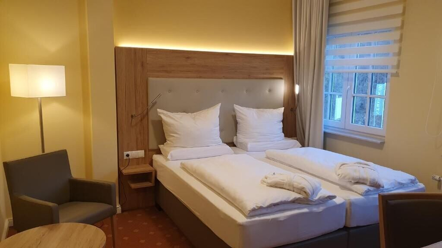Bedroom 5, Landhotel Struck, Olpe