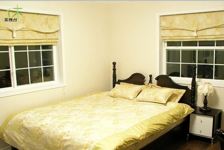 Bedroom 2, Hoengseong Silver Yeoulmok Pension, Hoengseong