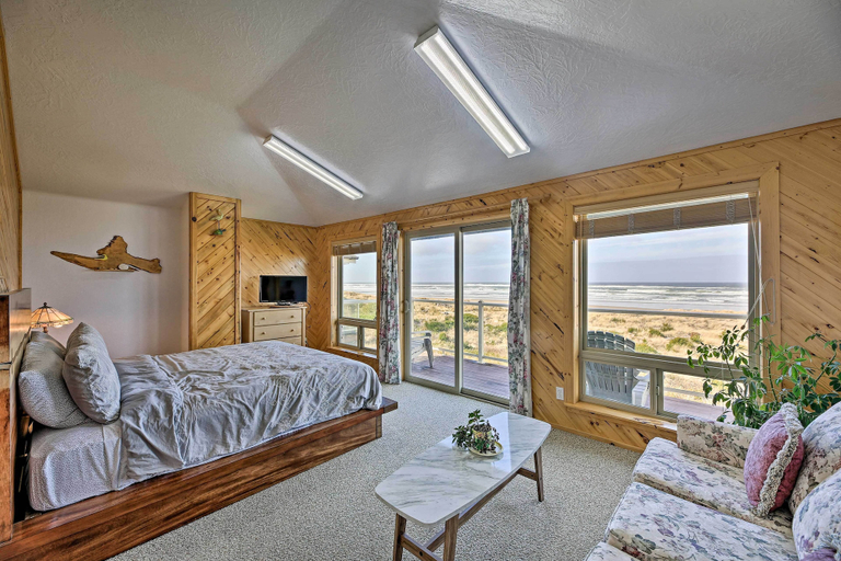 Bedroom 3, Sanderling Sea Cottages, Unit 10, Lincoln